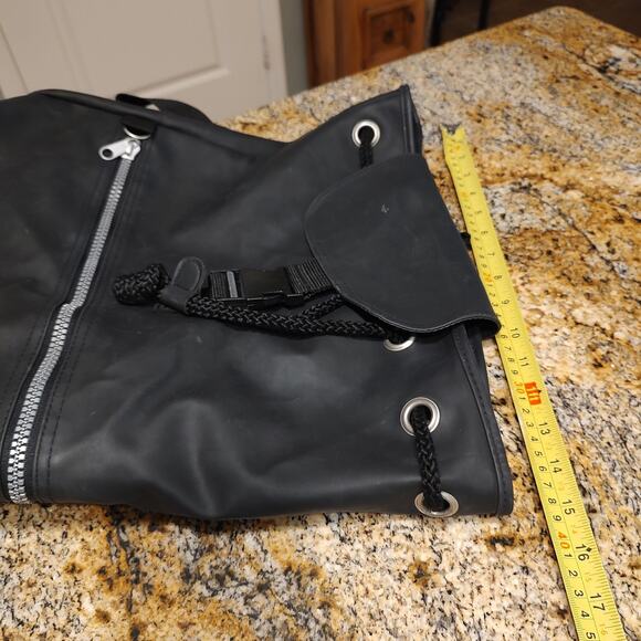 Hugo Boss Black Backpack Bag with Red Logo ID HUGO - Picture 6 of 12